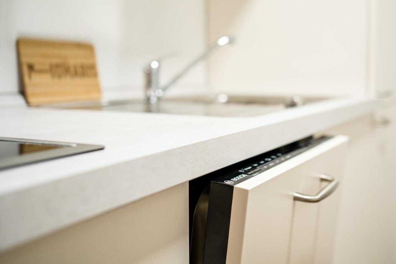 Fantastic 2 Bedroom Apartment เบอร์ลิน ภายนอก รูปภาพ